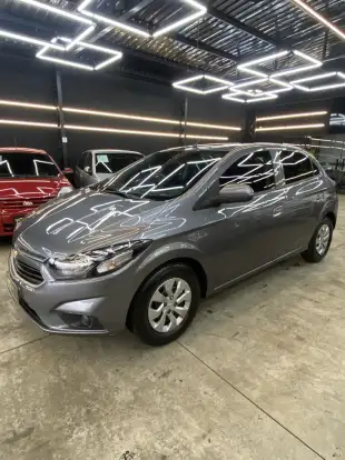 CHEVROLET-ONIX-2020