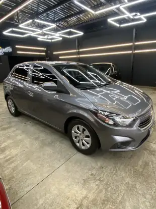 CHEVROLET-ONIX-2020