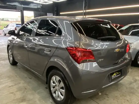 CHEVROLET-ONIX-1.0 MPFI JOY 8V FLEX 4P MANUAL CHEVROLET-ONIX-2020