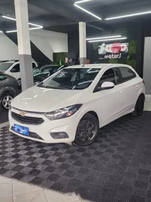 CHEVROLET-ONIX-2018