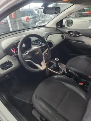 CHEVROLET-ONIX-2018