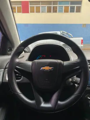 CHEVROLET-ONIX-2017