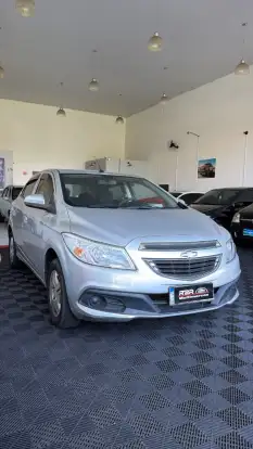 CHEVROLET-ONIX-2012