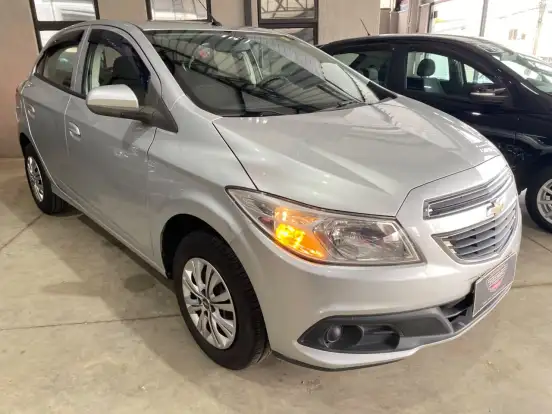 CHEVROLET-ONIX-1.0 MPFI LT 8V FLEX 4P MANUAL CHEVROLET-ONIX-2013