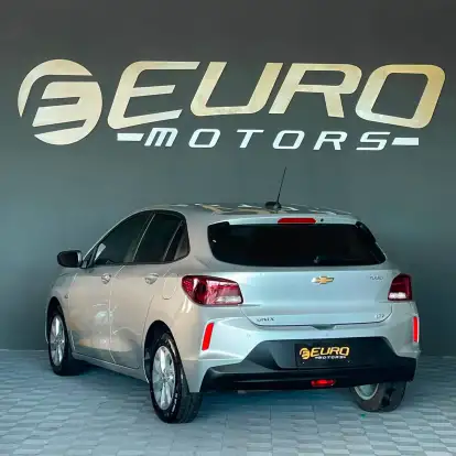 CHEVROLET-ONIX-2019