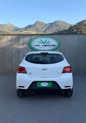 CHEVROLET-ONIX-2018