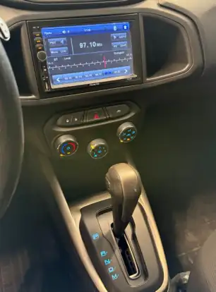 CHEVROLET-ONIX-2016