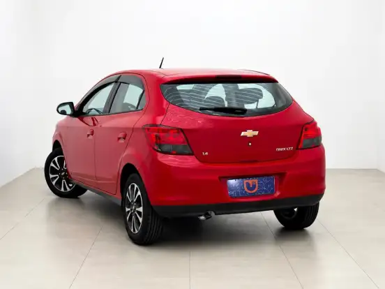 CHEVROLET-ONIX-2014