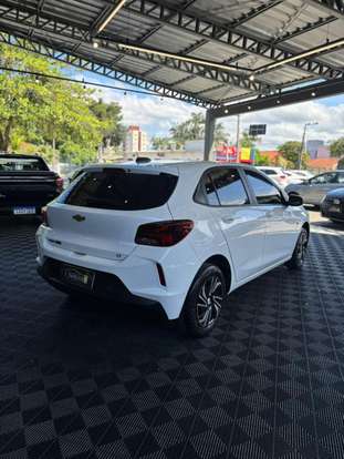 CHEVROLET-ONIX-2024