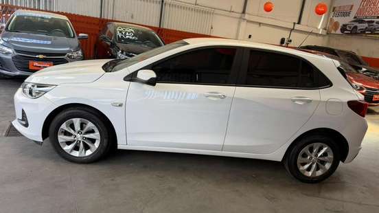 CHEVROLET-ONIX-2022