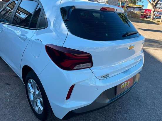 CHEVROLET-ONIX-2022