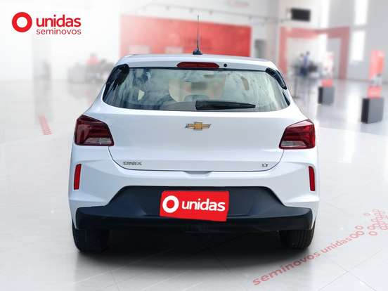 CHEVROLET-ONIX-2024