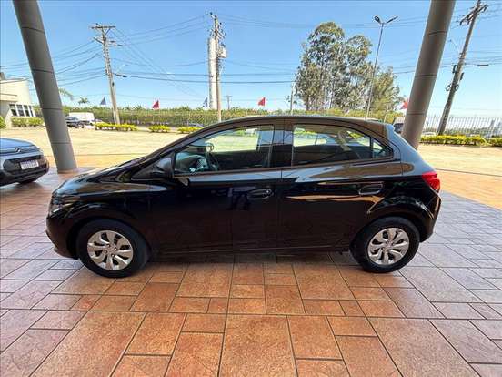 CHEVROLET-ONIX-2019