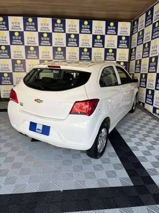 CHEVROLET-ONIX-2019