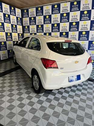 CHEVROLET-ONIX-2019