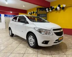 CHEVROLET ONIX 1.0 MPFI JOY 8V FLEX 4P MANUAL CHEVROLET ONIX 1.0 MPFI JOY 8V FLEX 4P MANUAL