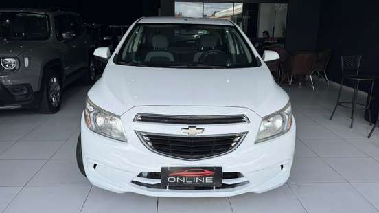 CHEVROLET-ONIX-2015