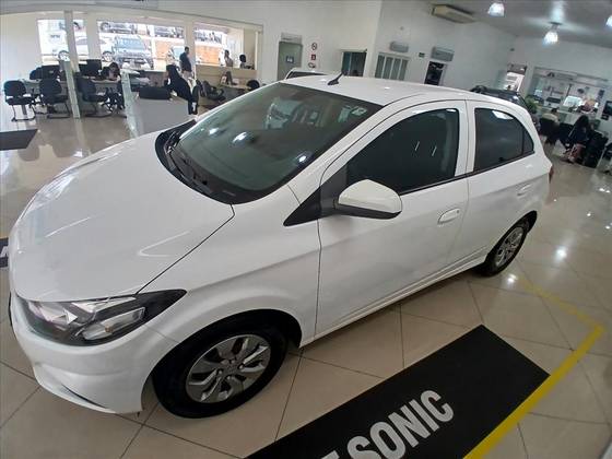 CHEVROLET ONIX 1.0 MPFI LT 8V FLEX 4P MANUAL