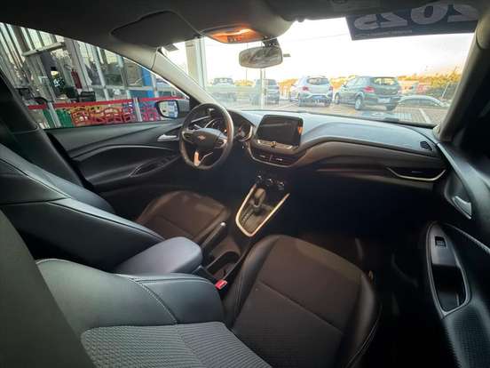 CHEVROLET-ONIX-2024