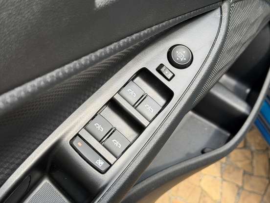 CHEVROLET-ONIX-1.0 TURBO FLEX PLUS LT MANUAL CHEVROLET-ONIX-2024