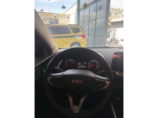 CHEVROLET-ONIX-2022