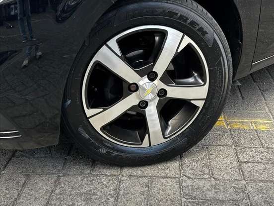 CHEVROLET-ONIX-1.4 MPFI ACTIV 8V FLEX 4P AUTOMÁTICO CHEVROLET-ONIX-2018
