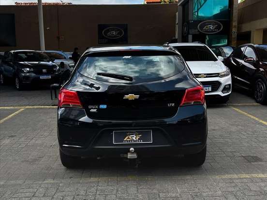 CHEVROLET-ONIX-1.4 MPFI ACTIV 8V FLEX 4P AUTOMÁTICO CHEVROLET-ONIX-2018