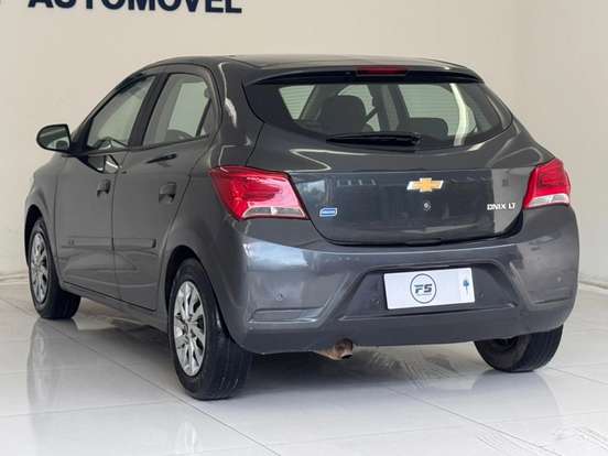 CHEVROLET-ONIX-2016