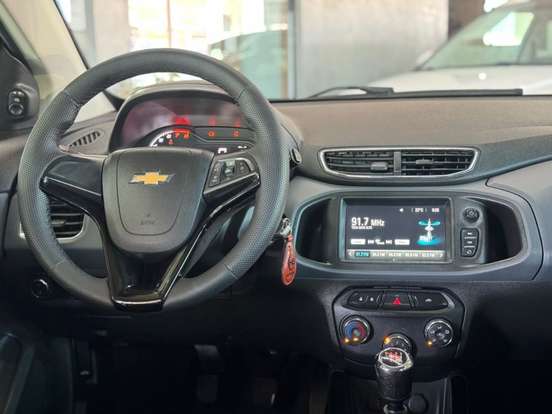 CHEVROLET-ONIX-2018