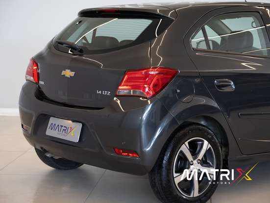 CHEVROLET-ONIX-1.4 MPFI LTZ 8V FLEX 4P MANUAL CHEVROLET-ONIX-2018