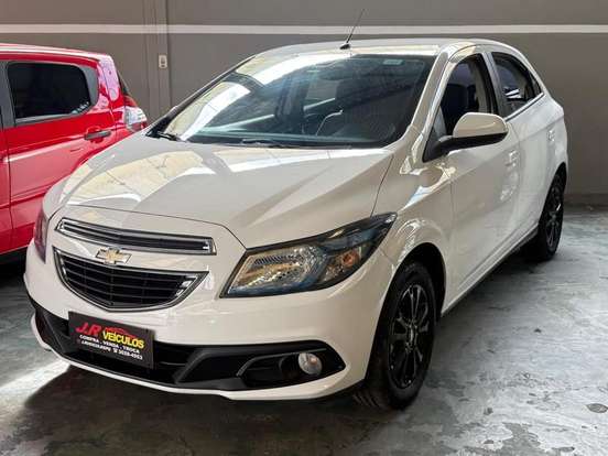 CHEVROLET-ONIX-2013