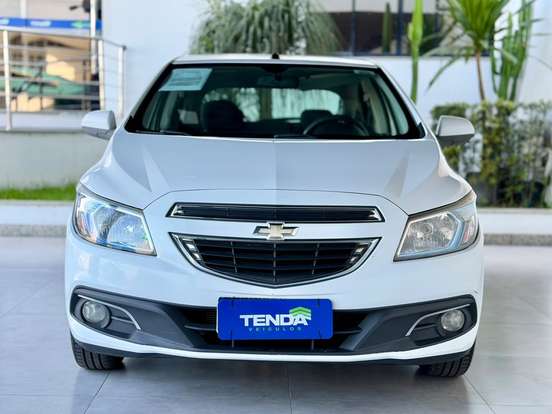 CHEVROLET-ONIX-2014