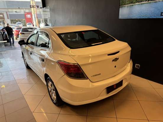 CHEVROLET-PRISMA-2019