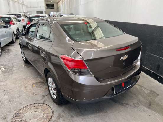 CHEVROLET-PRISMA-2014