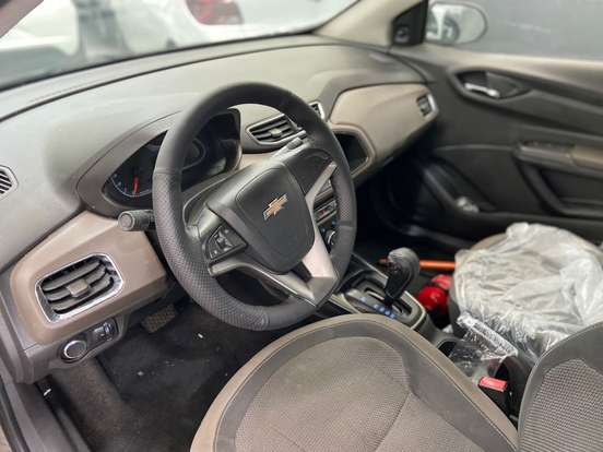 CHEVROLET-PRISMA-2014