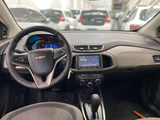 CHEVROLET-PRISMA-2014