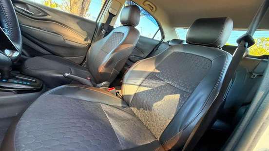 CHEVROLET-PRISMA-2011