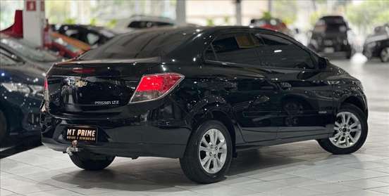 CHEVROLET-PRISMA-2015