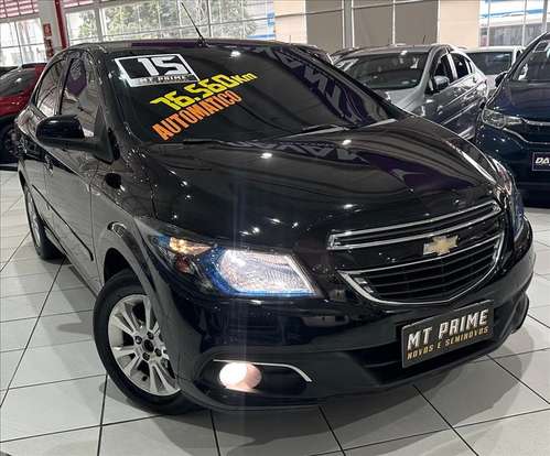 CHEVROLET-PRISMA-2015