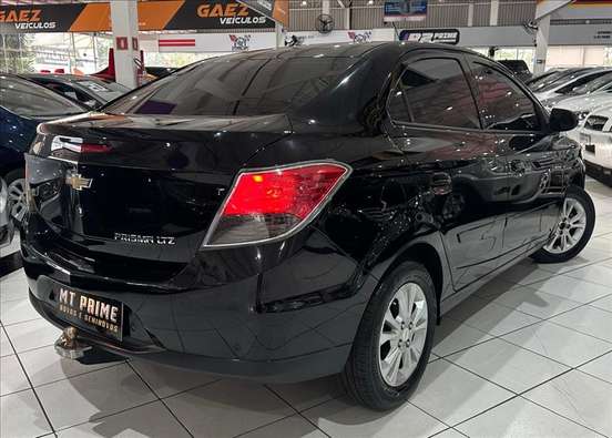 CHEVROLET-PRISMA-2015