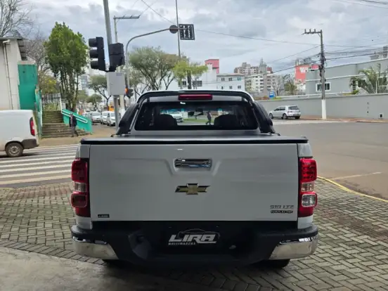 CHEVROLET-S10-2.4 LTZ 4X2 CD 8V FLEX 4P MANUAL CHEVROLET-S10-2013