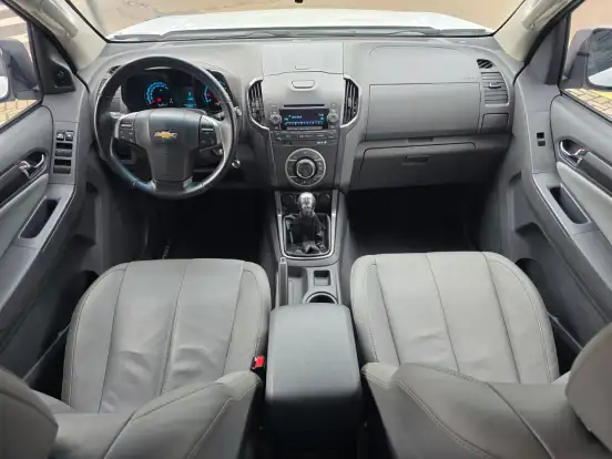 CHEVROLET-S10-2.4 LTZ 4X2 CD 8V FLEX 4P MANUAL CHEVROLET-S10-2013