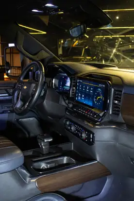 CHEVROLET-SILVERADO-2023