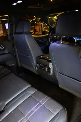 CHEVROLET-SILVERADO-2023