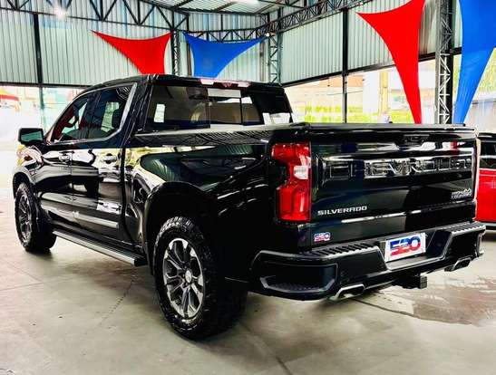 CHEVROLET-SILVERADO-2023