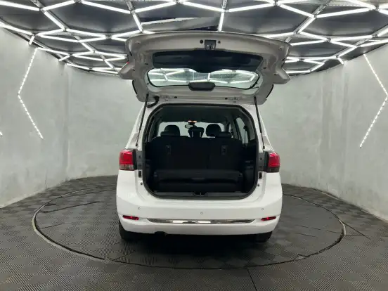 CHEVROLET-SPIN-2024