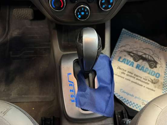 CHEVROLET-SPIN-2013