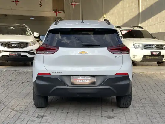 CHEVROLET-TRACKER-2022