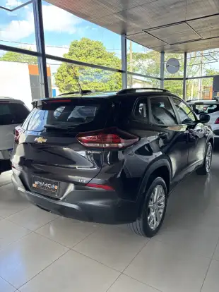 CHEVROLET-TRACKER-2023
