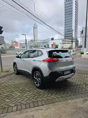 CHEVROLET-TRACKER-2021